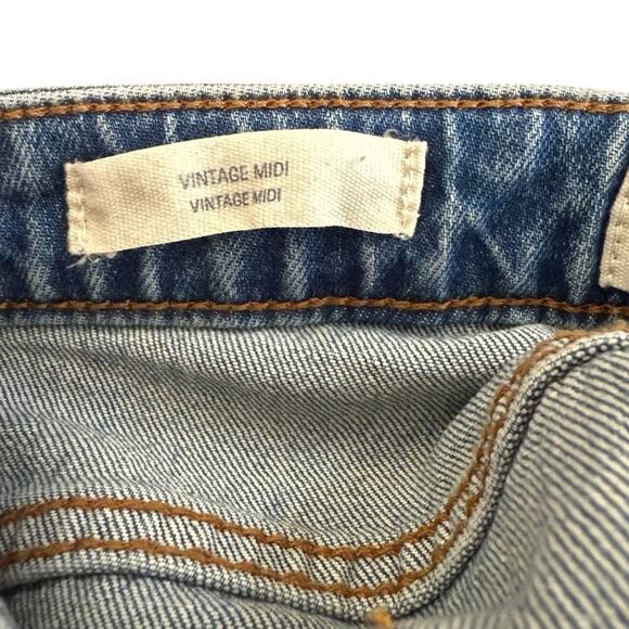 Universal Thread Vintage Stretch Jean Blue Denim Shorts Size 14 / 32R NWT - Picture 4 of 6